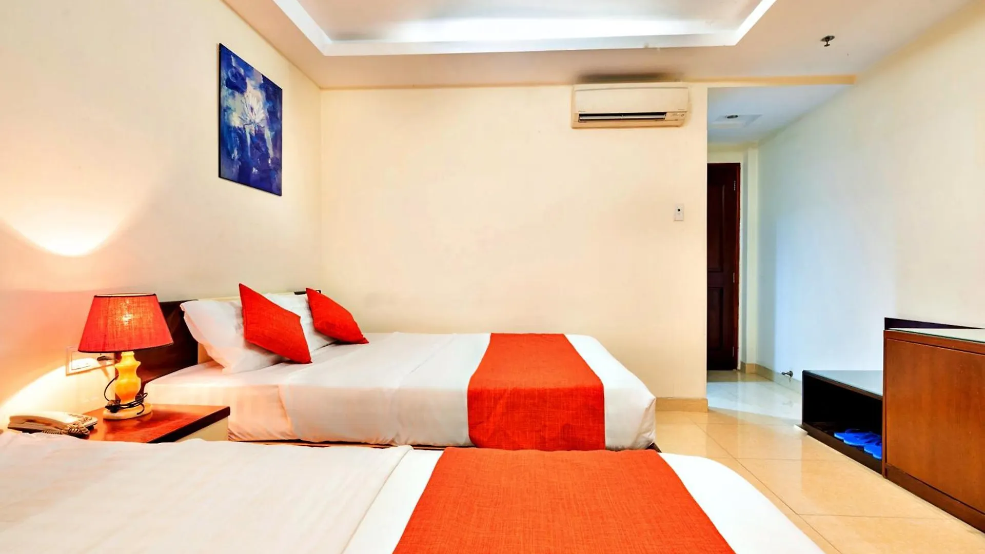Luan Vu Hotel Ho Chi Minh City 2*,  Vietnam